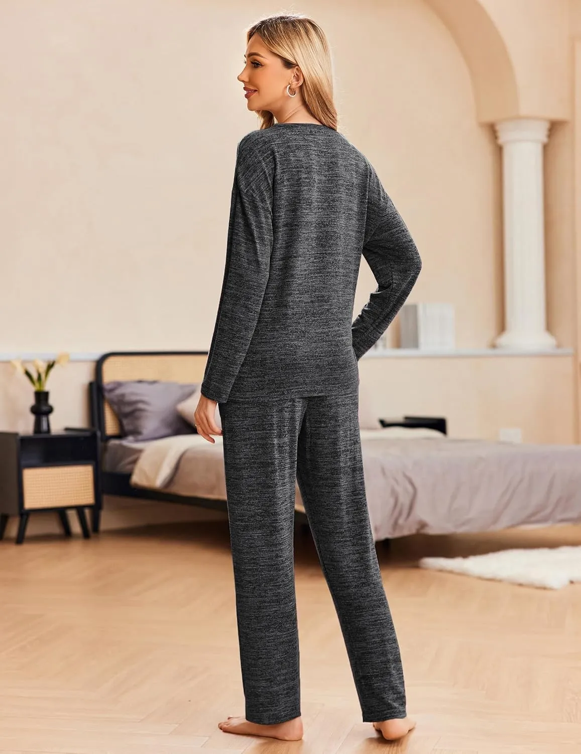 Ekouaer Pajama Set Womens Long Sleeve Sleepwear Pullover Top and Pants Cozy Loungewear Soft Pjs Lounge Set with Pockets S-XXL