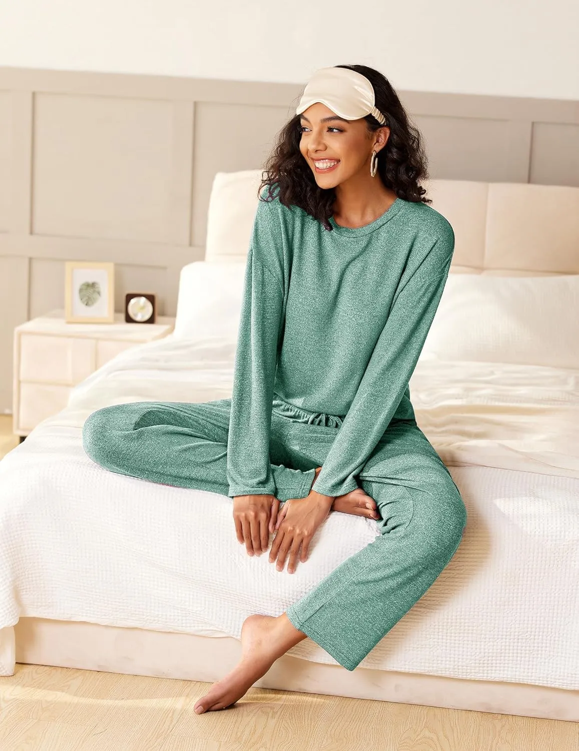 Ekouaer Pajama Set Womens Long Sleeve Sleepwear Pullover Top and Pants Cozy Loungewear Soft Pjs Lounge Set with Pockets S-XXL