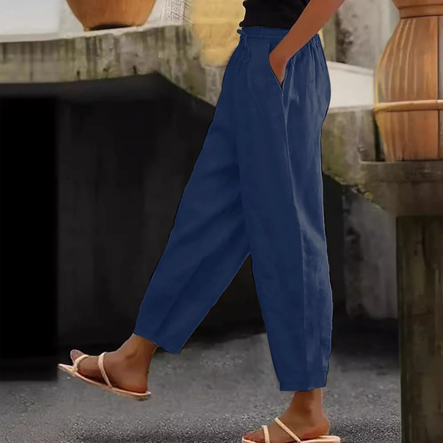 Lightweight Linen Capri Pants for Women Petite Summer Trousers Casual Vacation Beach Trousers with Pockets