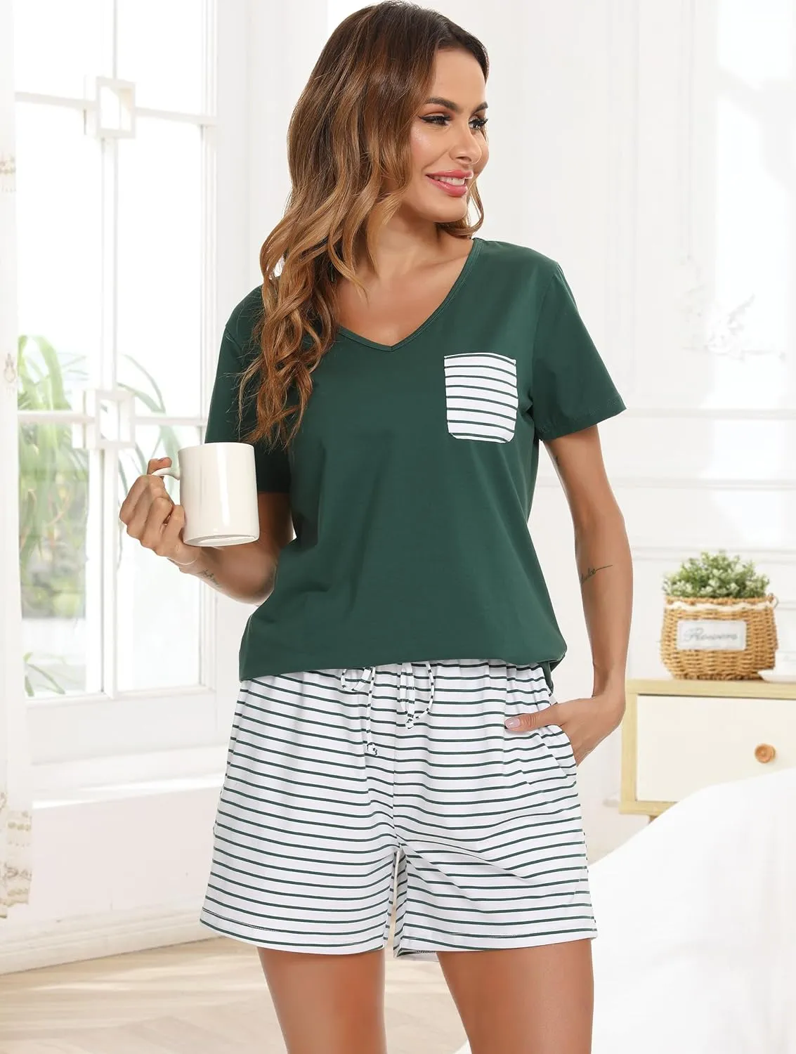 Vlazom Women's Pajama Sets V-Neck Shorts Pjs Set Short Sleeve Sleepwear Loungewear with Pockets & Drawstring
