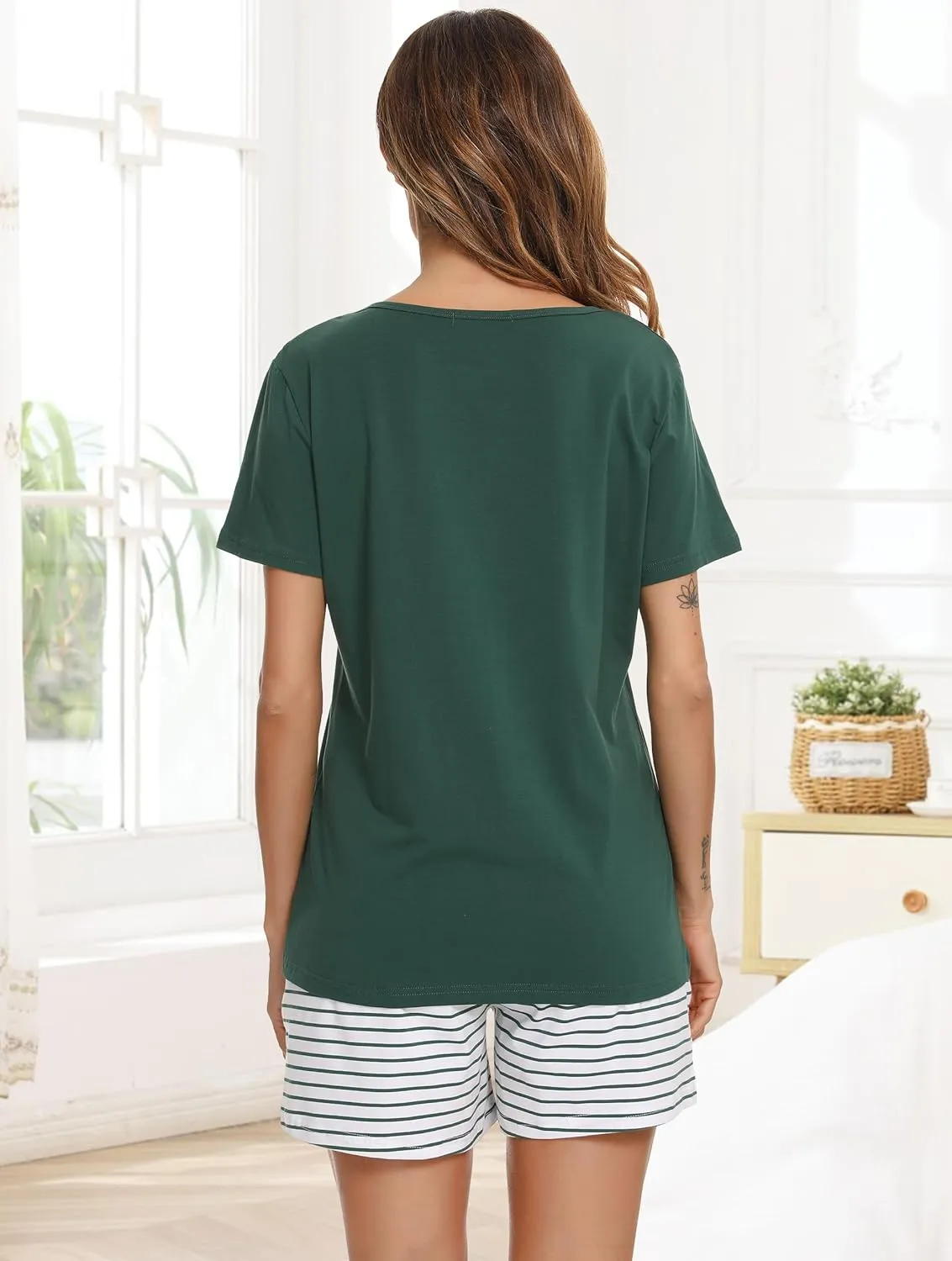 Vlazom Women's Pajama Sets V-Neck Shorts Pjs Set Short Sleeve Sleepwear Loungewear with Pockets & Drawstring